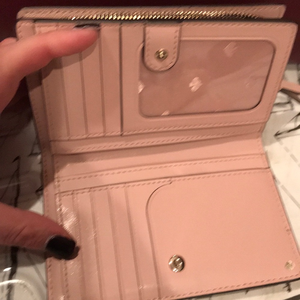 Kate Spade purse with wallet - Picture 3 of 7